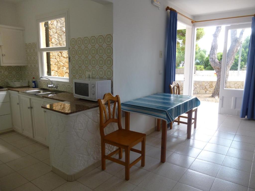Apartamentos Playa Calan Blanes Cala'N Blanes  Room photo
